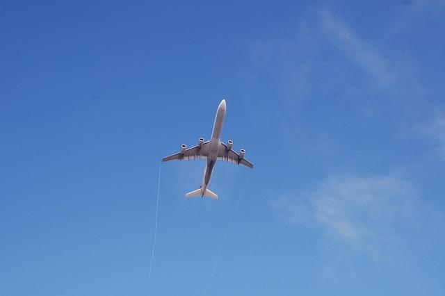 American Airlines Weather Diversion Leaves Passengers Stranded in Bahamas Airport