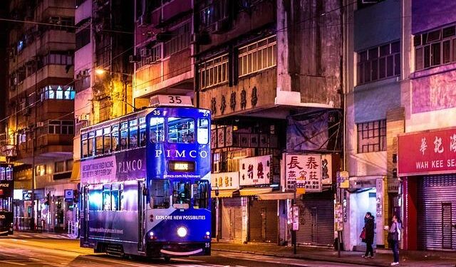 Hong Kong billionaire to sell Panama Canal ports to US firm – BBC.com