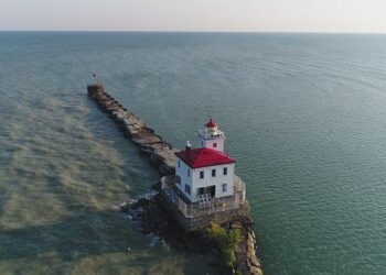 Lake Ohio? Vivek Ramaswamy pitches new name for Great Lake on campaign trail – The Cincinnati Enquirer