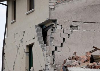 Powerful earthquake in Caribbean triggers brief tsunami alerts, no reports of significant damage – CBS News