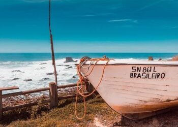 Peruvian fisher rescued after three months stranded at sea – The Guardian