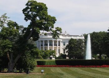 White House ‘drawing up plans’ to increase troops in Panama: report – The Independent