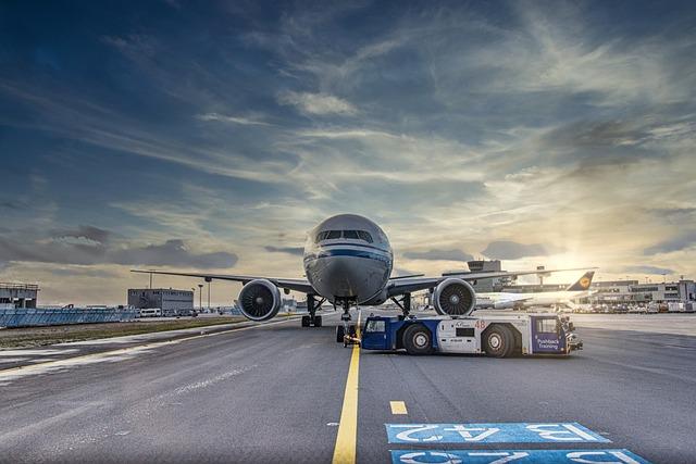 American Airlines flight AA909 suffers dual tyre burst on landing at Argyle Airport, St. Vincent and the G … – Aviation24.be
