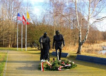 Documents Show Thatcher-Reagan Rift Over U.S. Decision to Invade Grenada (Published 2013) – The New York Times