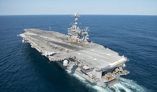 A decommissioned Naval aircraft carrier will pass through the Delaware Bay Thursday – The News Journal