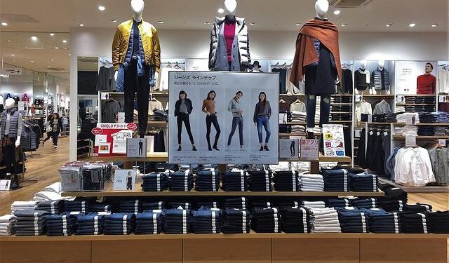 Uniqlo Opens First U.S. Coffee Shop in New York – Eater NY