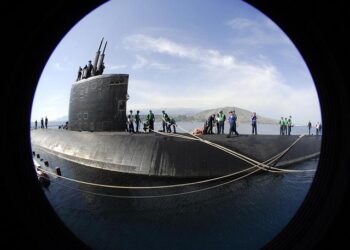 Residents told not to stockpile goods in face of US ports strike – Royal Gazette