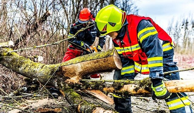 Damaging storms threaten multiple US states devastated by killer tornadoes a week ago – Yahoo News