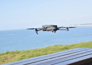 Drones spotted near US Air Force bases in Ohio, Utah and reportedly Germany – KFOX El Paso