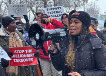 Protesters rally for USPS across Northeast Ohio, United States – Cleveland 19 News