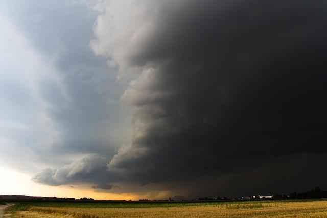 Severe Weather Predictions and Alerts Across the Nation