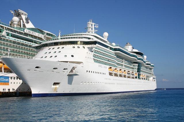 Royal Caribbean Bases Ship in Bermuda to Resume North American Cruises - The Maritime Executive