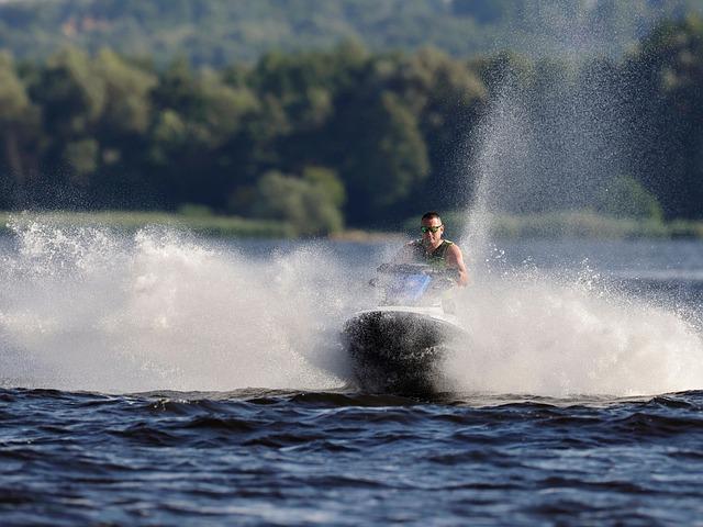 Recommendations for Jet Ski Safety and Awareness for Travelers