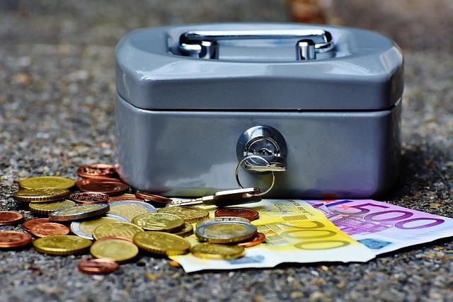 Navigating the Challenges of Cash Reliance