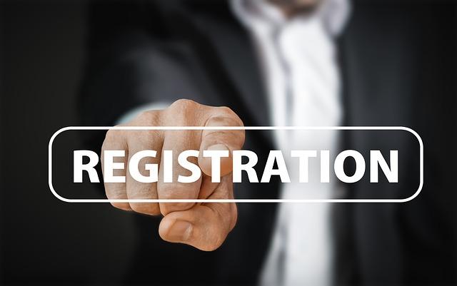 Comparative Analysis of Voter Registration Across Political Parties