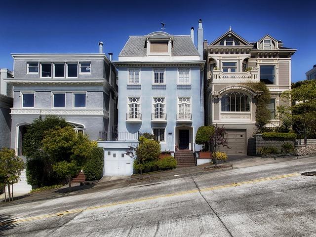 California's‌ housing Challenges Under HUD Oversight