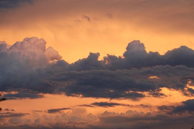 Tragic⁤ Collision Raises Concerns⁣ Over Airspace Safety Regulations