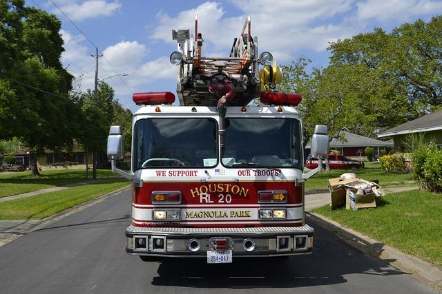 Community Response and Support: How Citizens Can Help Local Law Enforcement