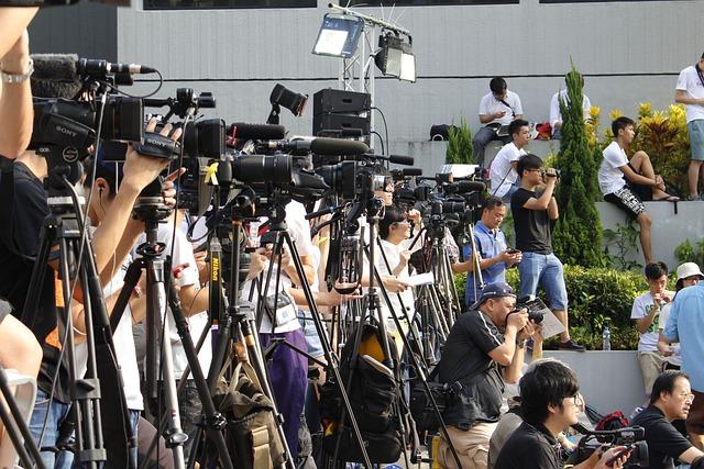 Assessing the‌ Role of Media‌ Coverage in Influencing Voter Perception