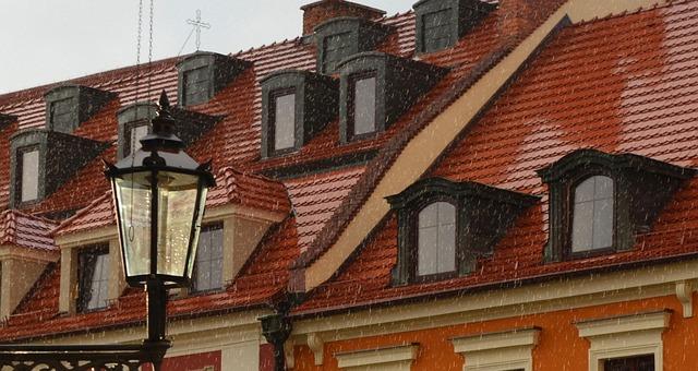 Forecast Predictions: Heavy Rainfall and Potential Flooding Threats for Coastal Regions
