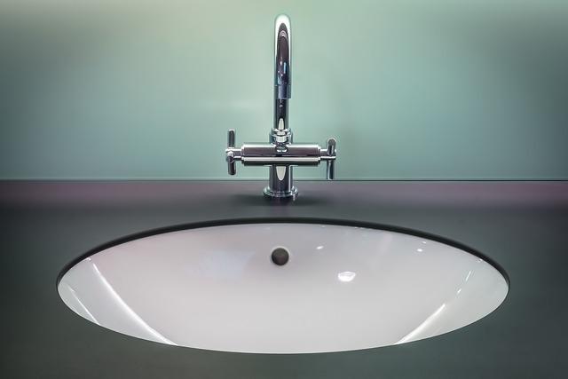 Insights into the Unique ⁤Design⁤ Features of the Award-Winning Bathrooms