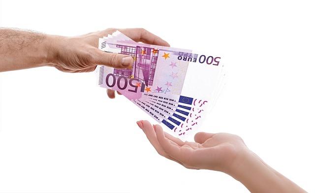 The Economic ⁤Implications of Increased‍ Auto Loan Defaults