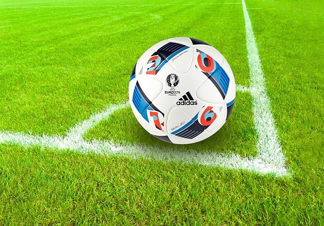 Jonathan David scores as Canada defeats Peru at Children's Mercy Park for first ever Copa America win - sporting Kansas city