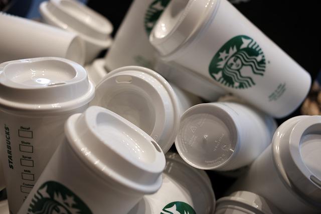 Starbucks Enters Ecuador's Coffee Market with New Store Launch