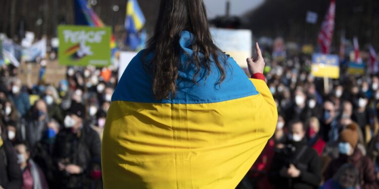 Two Minnesota towns rally to protect Ukraine war refugee whose future is in doubt – Star Tribune