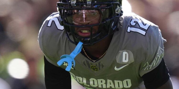 Colorado sporting new uniform combination, American flag helmet vs. Utah – Buffaloes Wire