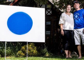 Nebraska Democrats hope Omaha will be a ‘blue dot’ on the state’s red electoral map − and their lawn sign is a vibe – The Conversation