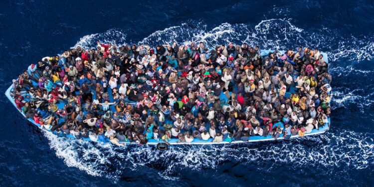 US migrant crisis shifts from Texas to California border – BBC