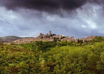 US Senator Van Hollen meets wrongly deported man in El Salvador – Reuters