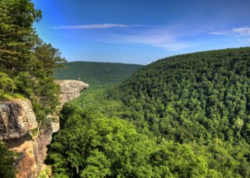 Arkansas hidden treasure: Vast amounts of lithium hiding underground – FOX Weather