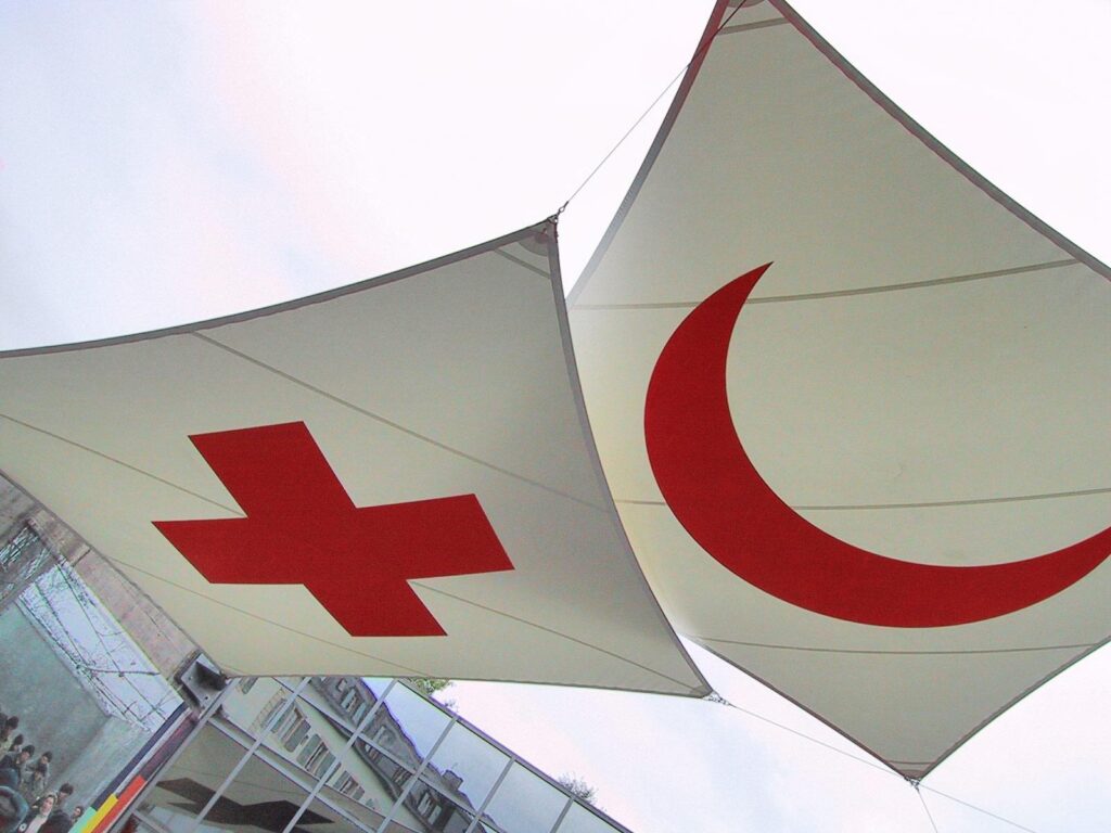 United States: Red Cross volunteers bring hope in wake of southern California wildfires – IFRC
