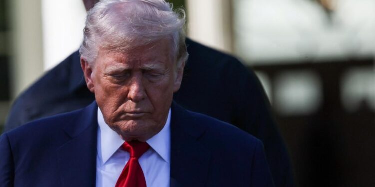 Trump marks 100 days: economic slowdown and cabinet praise – EFE Noticias