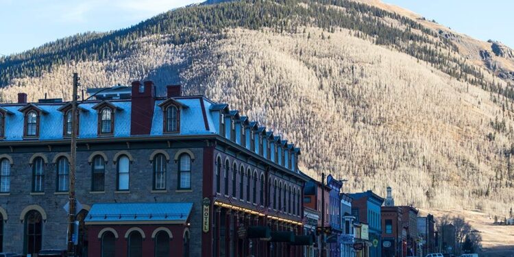 Bustling Colorado spot home to one of ‘most charming’ small town downtowns in US – Denver Gazette