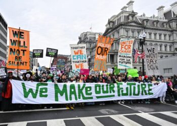 Thousands Unite in Washington DC for Massive People’s March