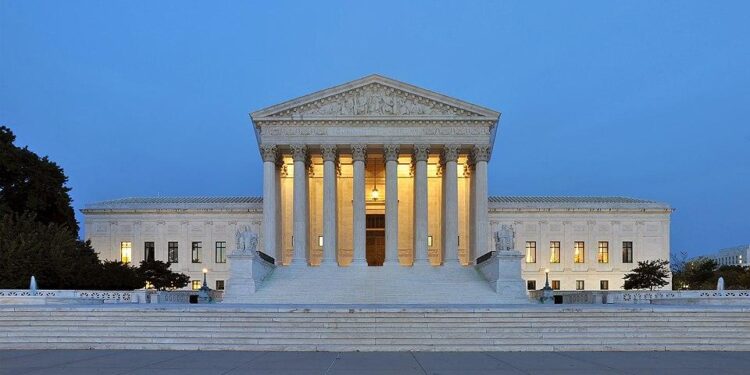 US Court Strikes Down Majority of Trump’s Tariffs, Citing Overreach of Authority