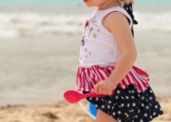 Toddler Faces Deportation Alongside Her Undocumented Parents in Heartbreaking Family Separation