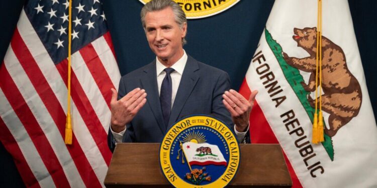 Could California Go Independent? Trump Visits as Movement to Leave the U.S. Gains Momentum
