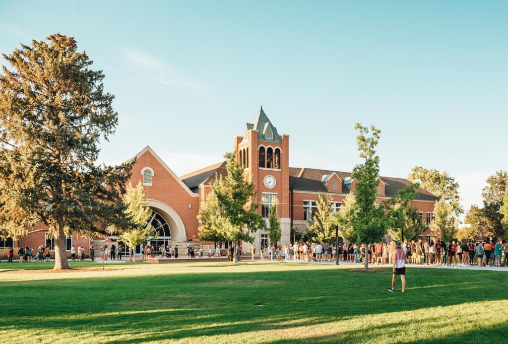 Tragic Loss: Northwest Nazarene University Student Dies While Scuba Diving in Ecuador