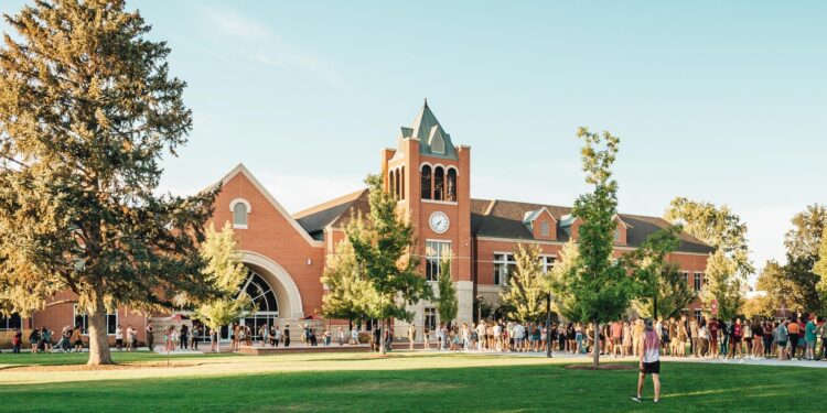 Tragic Loss: Northwest Nazarene University Student Dies While Scuba Diving in Ecuador