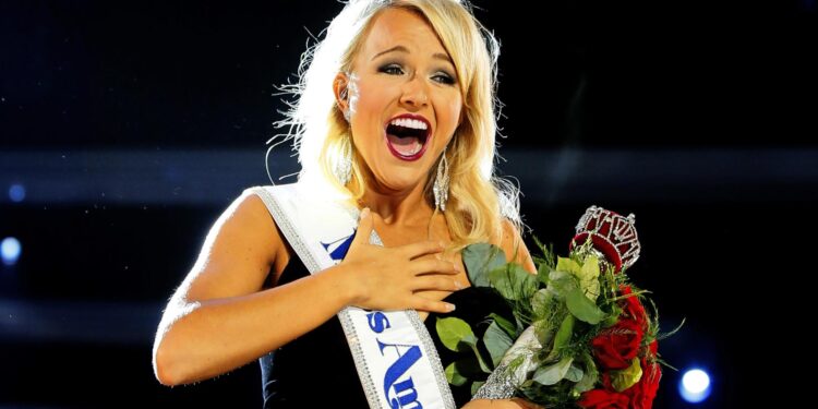 Miss Arkansas Savvy Shields Triumphs as Miss America 2017!
