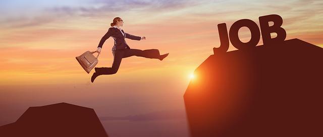 Husband of Missing American Lynette Hooker Flees Bahamas After Vowing to Find Her